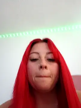 LEIDY LORENA online show from October 25, 6:46 pm