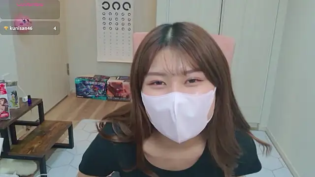 Snapshot of miharu01 chatting on July 16, 2:12 pm miharu01 online show from July 16, 2:12 pm