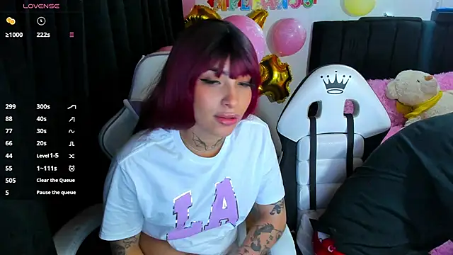 Snapshot of Alex_Sabrina chatting on March 18, 9:42 am Alex Sabrina online show from March 18, 9:42 am