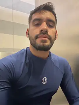 Snapshot of Leon__Hart_ chatting on June 8, 2:28 pm Leon Hart online show from June 8, 2:28 pm