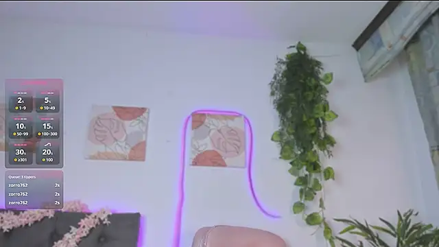 Quiinn bx online show from March 12, 9:32 pm