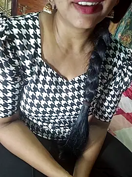 Shalini telugu09 online show from November 6, 7:53 am