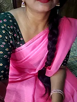 Snapshot of Shalini_telugu09 chatting on July 12, 6:37 am Shalini telugu09 online show from July 12, 6:37 am