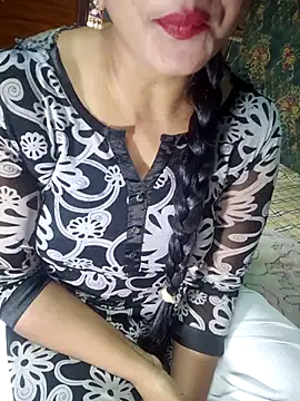Snapshot of Shalini_telugu09 chatting on July 22, 9:12 am Shalini telugu09 online show from July 22, 9:12 am