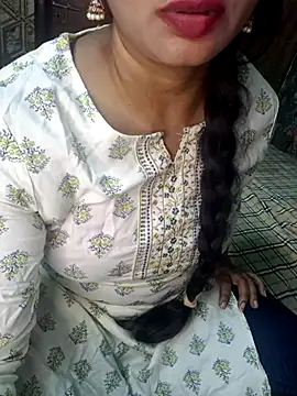 Snapshot of Shalini_telugu09 chatting on July 28, 4:50 pm Shalini telugu09 online show from July 28, 4:50 pm