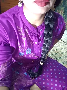 Snapshot of Shalini_telugu09 chatting on July 30, 2:49 pm Shalini telugu09 online show from July 30, 2:49 pm