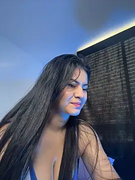 Saanvi21 online show from March 14, 1:35 pm