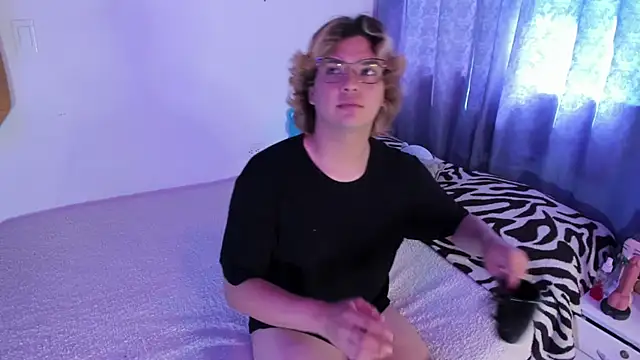 adam angelssss online show from April 20, 2:31 pm