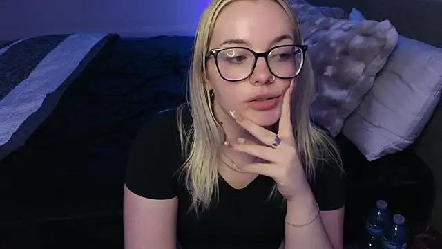 Snapshot of margot_robbie7 chatting on July 22, 12:57 am margot robbie7 online show from July 22, 12:57 am