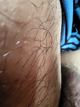 Snapshot of ikeike-kun chatting on October 6, 2:31 am ikeike-kun online show from October 6, 2:31 am