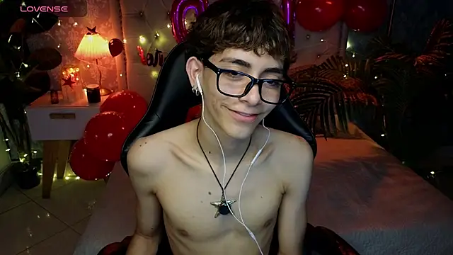 Matty Sparkk online show from March 25, 1:28 pm