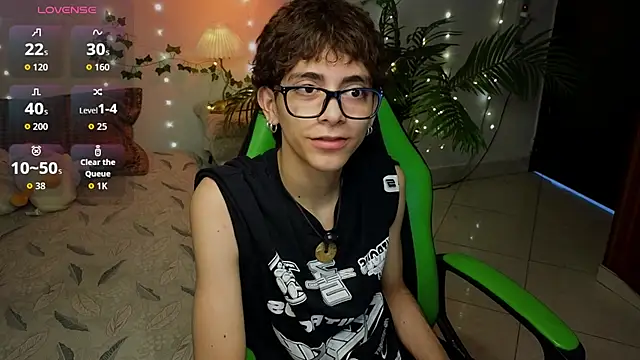 Matty Sparkk online show from April 22, 1:12 pm