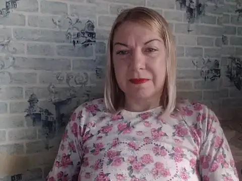 Lillia Ray online show from December 22, 9:17 am