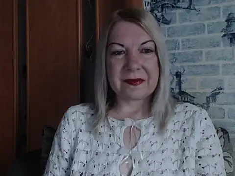 Lillia Ray online show from April 23, 12:40 pm