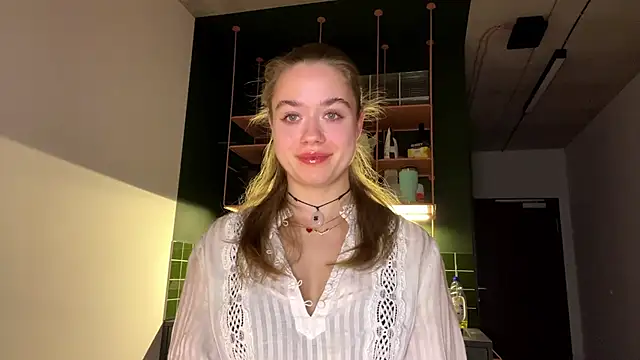 kiyoko kur  online show from March 15, 6:43 pm