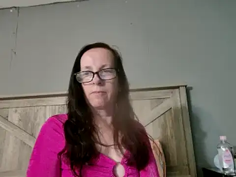 Snapshot of peachgoddess chatting on March 23, 2:48 am peachgoddess online show from March 23, 2:48 am