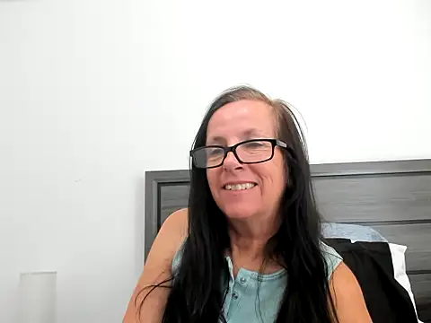 Snapshot of peachgoddess chatting on September 12, 2:28 pm peachgoddess online show from September 12, 2:28 pm