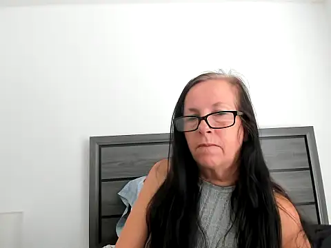 Snapshot of peachgoddess chatting on September 13, 3:12 pm peachgoddess online show from September 13, 3:12 pm