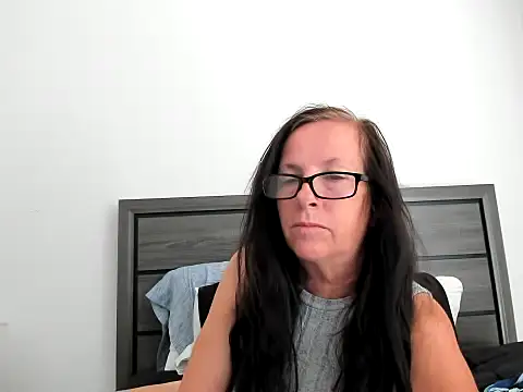 Snapshot of peachgoddess chatting on September 15, 3:12 pm peachgoddess online show from September 15, 3:12 pm