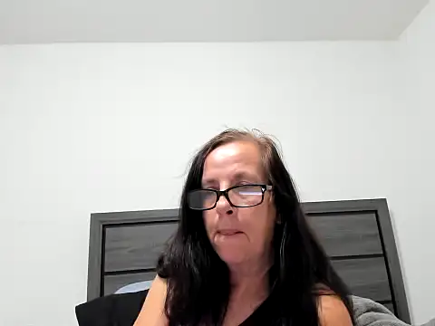 Snapshot of peachgoddess chatting on September 16, 3:18 am peachgoddess online show from September 16, 3:18 am