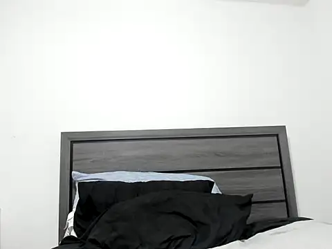 Snapshot of peachgoddess chatting on September 20, 3:40 am peachgoddess online show from September 20, 3:40 am