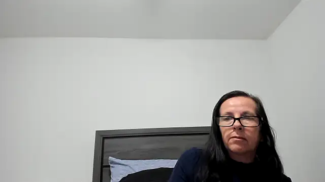 Snapshot of peachgoddess chatting on October 4, 3:37 am peachgoddess online show from October 4, 3:37 am