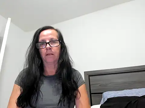 Snapshot of peachgoddess chatting on October 6, 3:15 am peachgoddess online show from October 6, 3:15 am