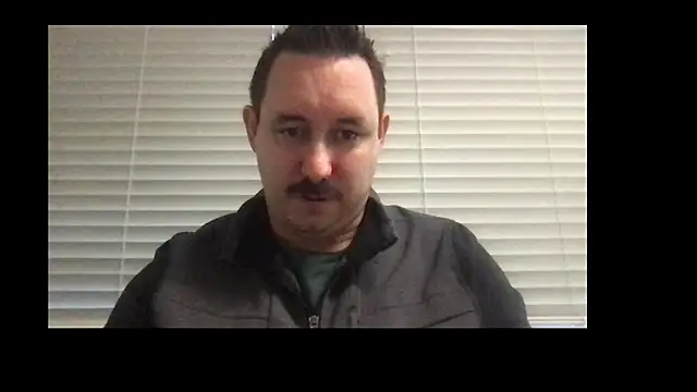 Snapshot of danejackson2025 chatting on December 18, 5:19 pm danejackson2025 online show from December 18, 5:19 pm