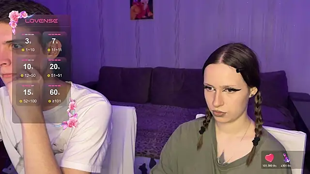 Romanhavesweetydick777 online show from October 31, 5:14 pm