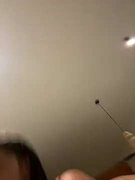 DarkVelvet online show from March 8, 2:10 pm