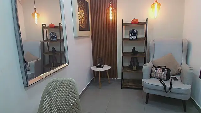 Coral Lise online show from October 25, 11:07 am