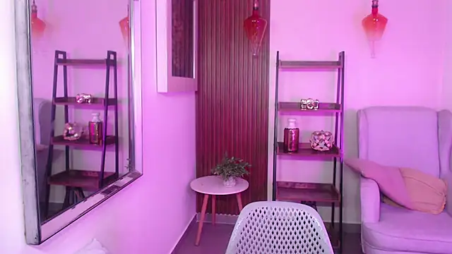 Coral Lise online show from November 24, 12:27 pm