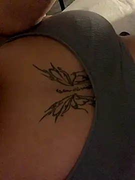 mariabootyyy online show from September 18, 5:26 pm