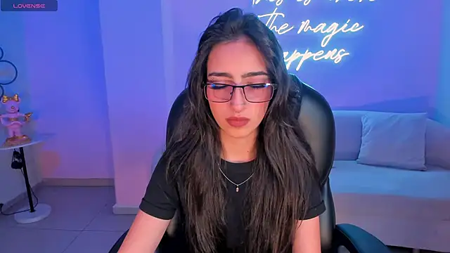 LarisaSmirnov online show from October 17, 4:37 am