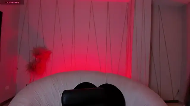 MaiaCollins online show from September 11, 5:57 pm