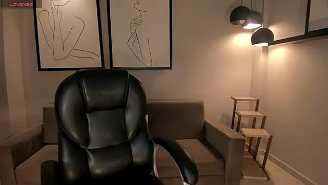 MaiaCollins online show from October 9, 6:28 pm