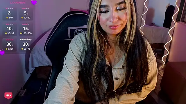 Snapshot of Malory_tay1 chatting on October 18, 7:25 pm Malory tay1 online show from October 18, 7:25 pm