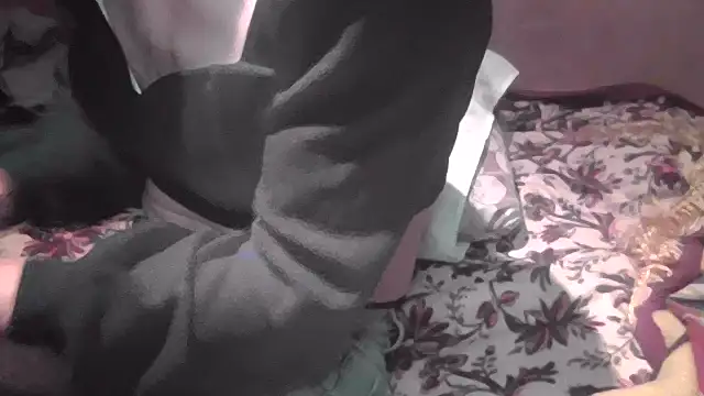 Snapshot of JoaoPinto0 chatting on October 6, 7:55 pm JoaoPinto0 online show from October 6, 7:55 pm