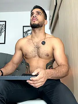 Maximiliano ford online show from January 17, 10:53 am