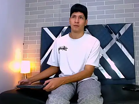 Jhojan twink online show from September 27, 12:10 pm