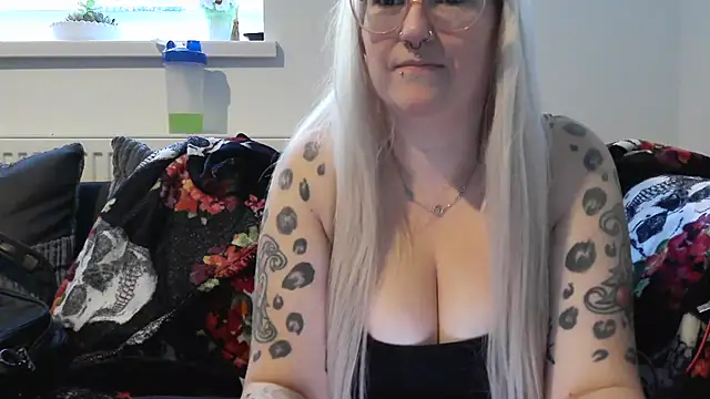 Sizzling Indie36 online show from September 29, 8:19 am