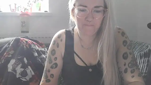 Sizzling Indie36 online show from October 22, 12:16 pm