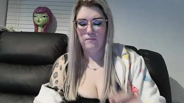 Sizzling Indie36 online show from January 9, 10:22 pm