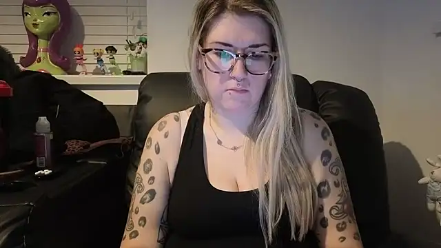 Sizzling Indie36 online show from March 8, 9:40 pm