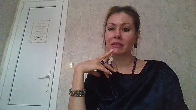 Snapshot of Eva_Neon chatting on March 15, 1:29 pm Eva Neon online show from March 15, 1:29 pm