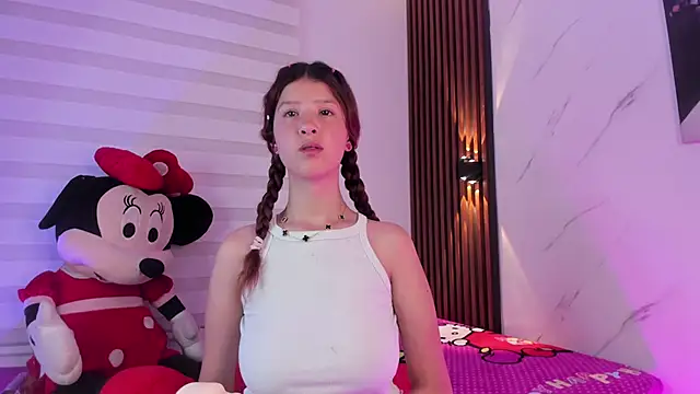 Sophie joyy online show from March 7, 6:21 am