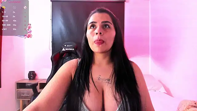 Snapshot of hannarusso chatting on March 21, 9:12 pm hannarusso online show from March 21, 9:12 pm