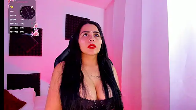 Snapshot of hannarusso chatting on October 3, 9:56 pm hannarusso online show from October 3, 9:56 pm