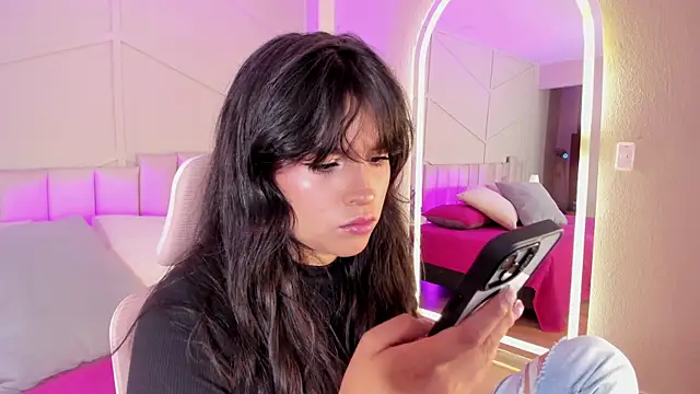 Eimmy bm online show from October 30, 7:25 pm