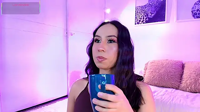 Valen ross  online show from June 27, 9:53 pm